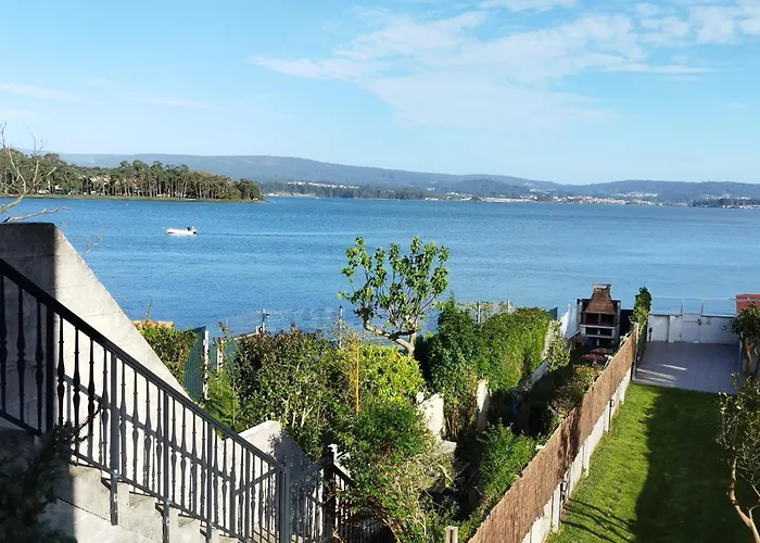 Vistas Al Mar E Isla De La Toja